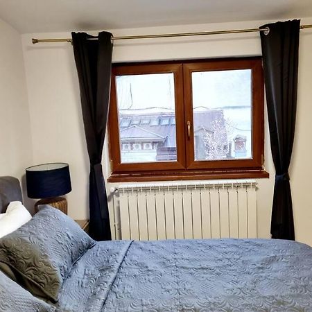 Cozy Apartment Near City Center Бухарест Экстерьер фото